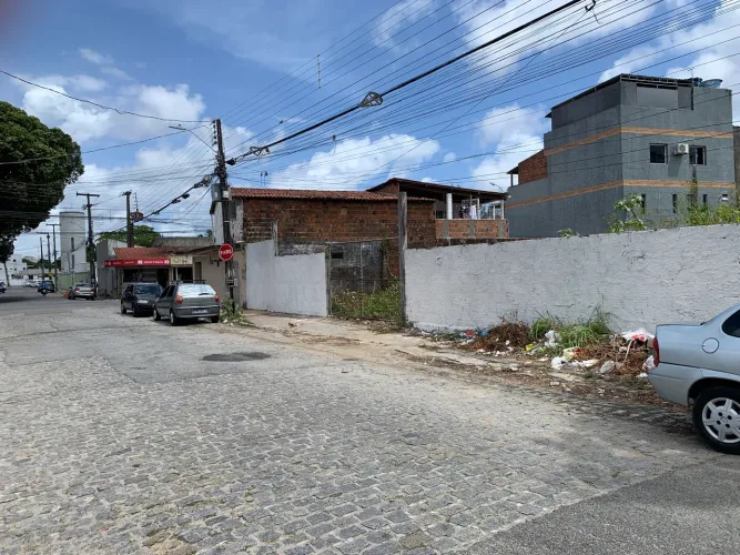 Vendo terreno em Jaguaribe 1.500 metros