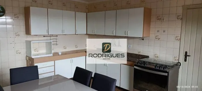 Sobrado com 6 quartos à venda, 420 m² por R$ 495.000 - Inamar - Diadema/SP