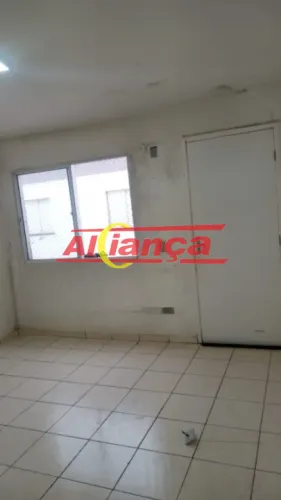 Apartamento para alugar com 2 quartos, 1 vaga - Vila Nova Bonsucesso - Guarulhos por R$: 1