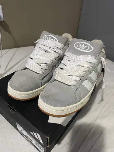 Tênis Adidas Campus cinza