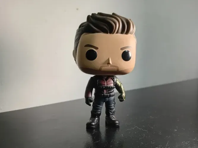 Funko Bucky Série Falcão e o Soldado Invernal 