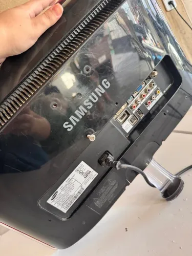 TV Samsung 22 polegadas funcionando normal