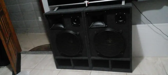 2 Caixas 15" polegadas alto falantes Magnum Novas !!!