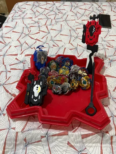 Beyblade a com arena