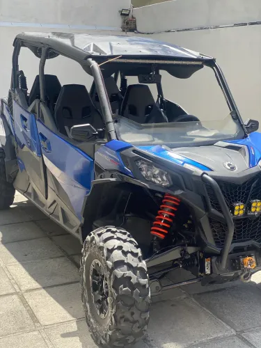UTV Can Am  4 lugares Maverick spot 1000