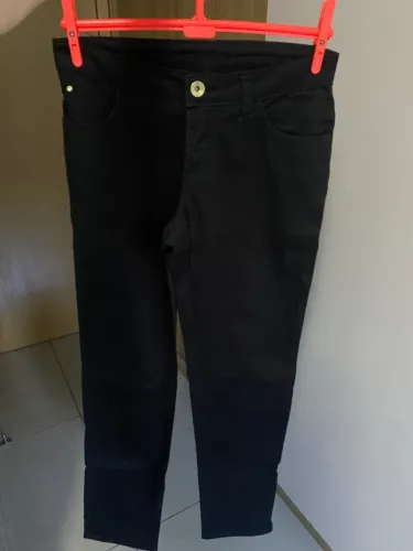 Calça skinny preta 38