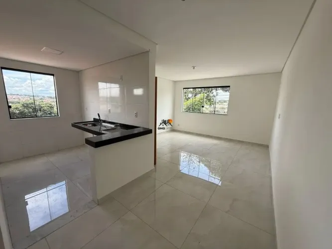 Casa 03 quartos 1suite 1 vaga Livre