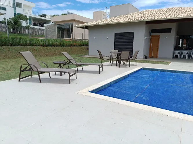Conjunto de cadeiras com espreguiçadeiras para área externa