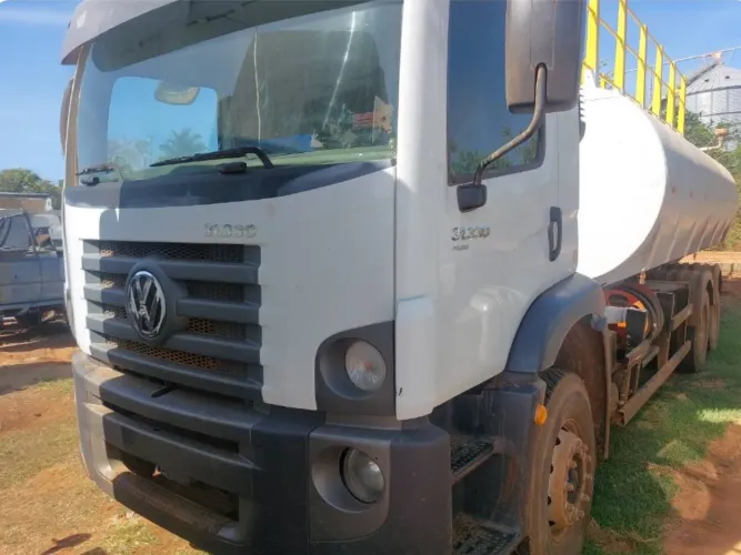 VW 31.330 ano 2021, 6x4, com Tanque Pipa de 20.000 litros completo, em SP