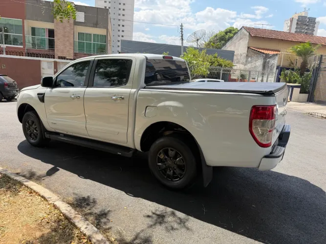 Ford Ranger XLS 2.5 16V 4X2 CD Flex 2016