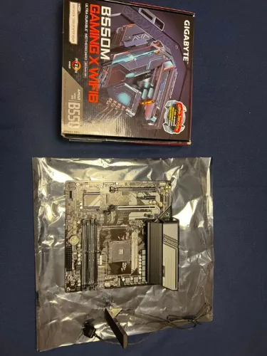 Placa Mãe Gigabyte B550m Gaming X Wifi6 Amd Am4 Ddr4