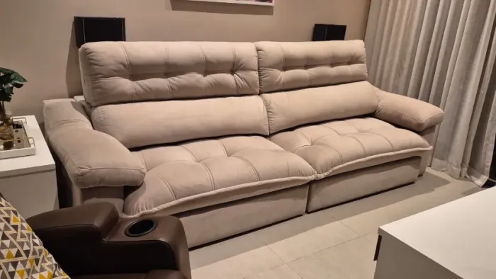 Sofá Retrátil 4 lugares em Suede Cappuccino 2,90m