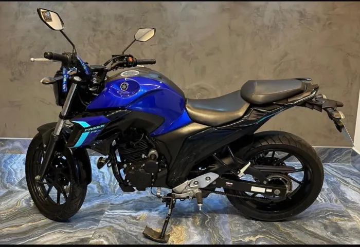 Vende-se Fz25 ano 2024