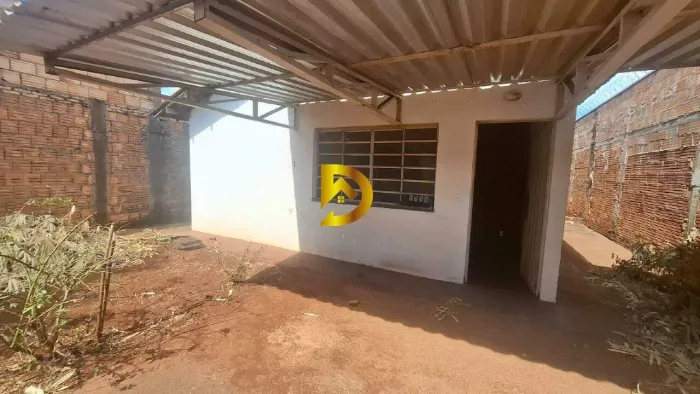 Casa Residencial 2 Quartos com Varanda e Jardim  Uberaba/MG (Morumbi)