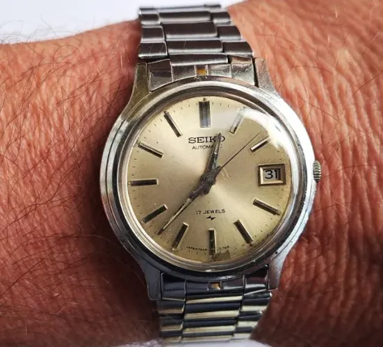 A09= ANTIGO RELOGIO SEIKO 7005 FUNCIONANDO VER DETALHES EM  DESCRIÇAO