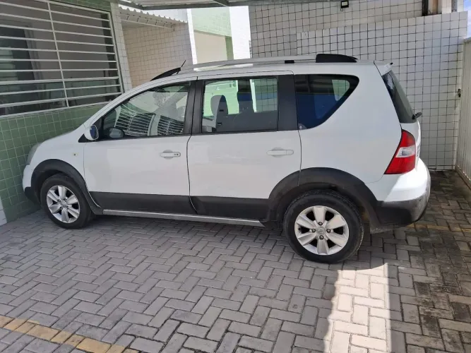 Nissan Livina X-gear Sl/X-gear 1.8 Flex F. Aut. 2014
