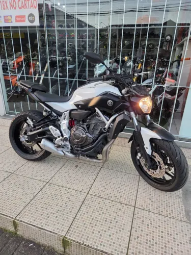 YAMAHA MT 07 2016, REVISADA COM GARANTIA