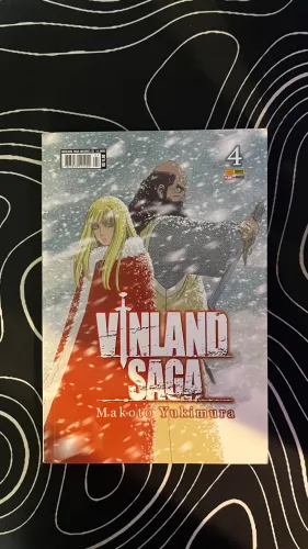 Mangá Vinland Saga Vol. 4 - Conservado (Planet Manga/Panini)