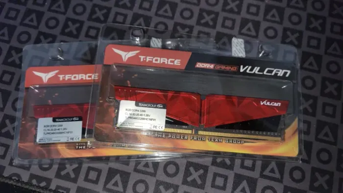 MEMORIA RAM TEAM GROUP T-FORCE VULCAN 16GB (2X8GB) DDR4 3200mhz