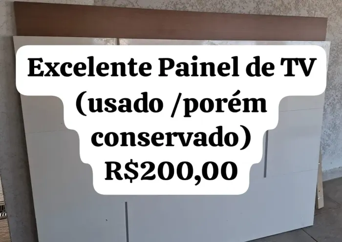 EXCELENTE PAINEL DE TV COM LED( USADO PORÉM CONSERVADO)