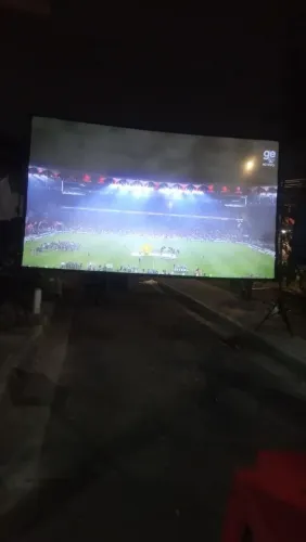Aluguel de telão 150 polegadas + projetor Full HD 4k + som