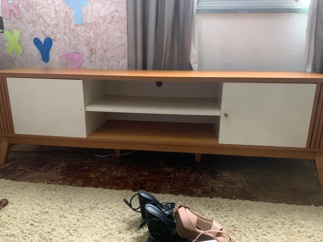 Rack para TV Estilo Retrô - Excelente Estado