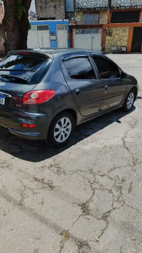 Peugeot 207 XR 1.4 Flex 8V 5P 2013