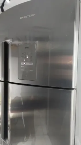 Linda e Enorme geladeira Brastemp Frost Free 
