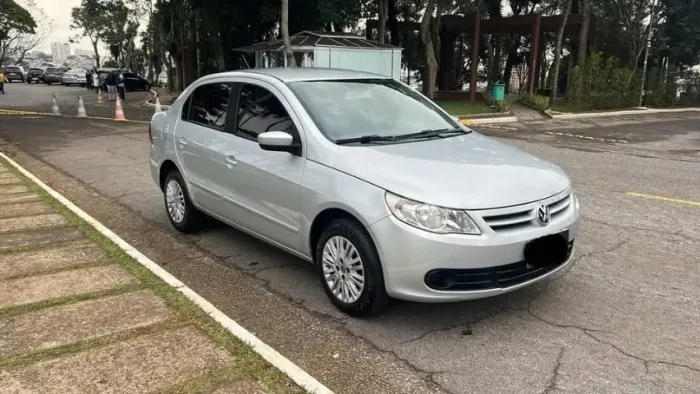 Volkswagen Voyage 1.0/1.0 City MI Total Flex 8V 4P 2013