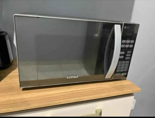 Vende-se  um micro-ondas  