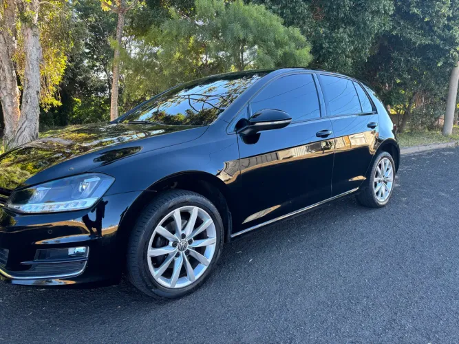 Volkswagen Golf Highline 1.4 TSI 140cv Aut. 2015
