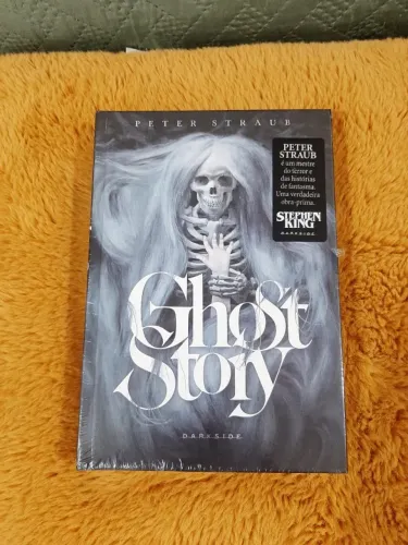 Vendo livro Ghost Story. Autor Peter Straub. Novo, capa dura