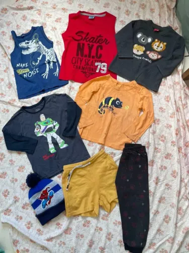Lotinho Menino 15 Peças semi novas