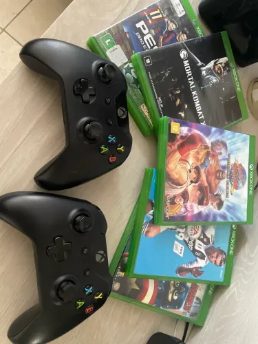 Controles e jogos originais Xbox one