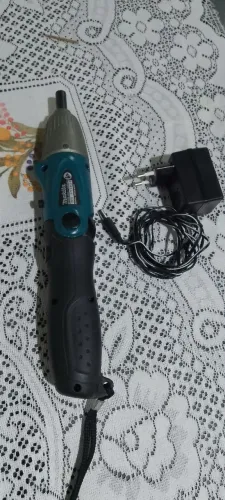 Parafusadeira dobrável Makita 