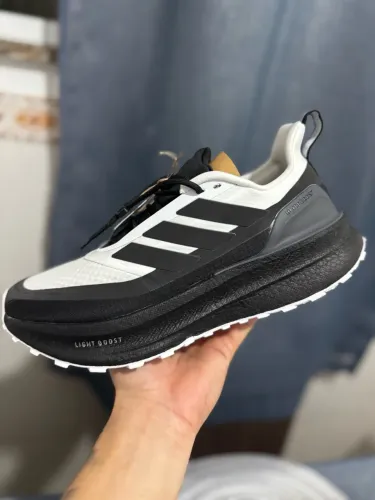 ADIDA ULTRABOOST WHITE/BLACK