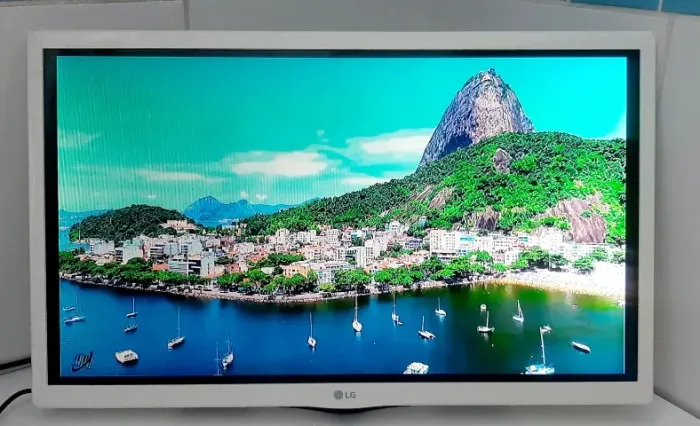 TV (Monitor) LG DIGITAL LED FULL HD  PARCELO 450,00 5x