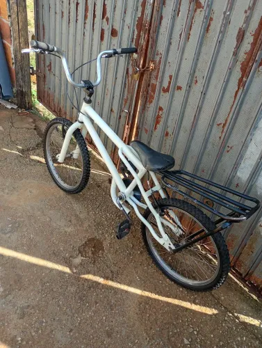 Bicicleta aro 20 Montadinha