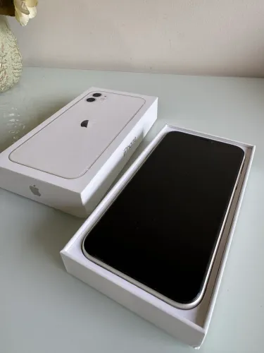 iPhone 11 256gb branco