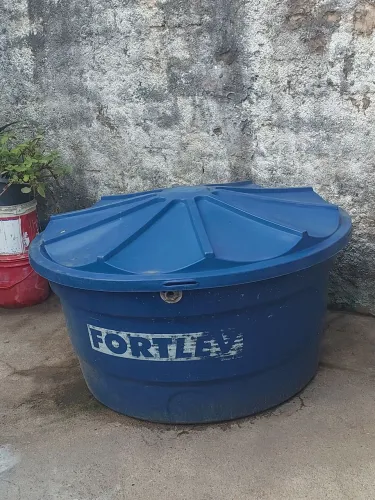 Caixa de água 500 litros ( leia a descrição )