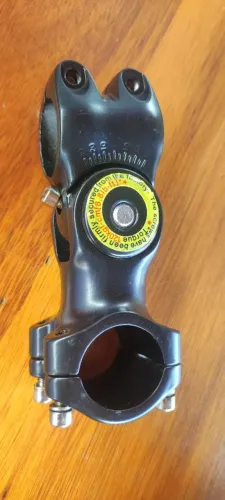 Mesa Suporte de Guidão Bike 31.8mm x 90mm com Regulagem