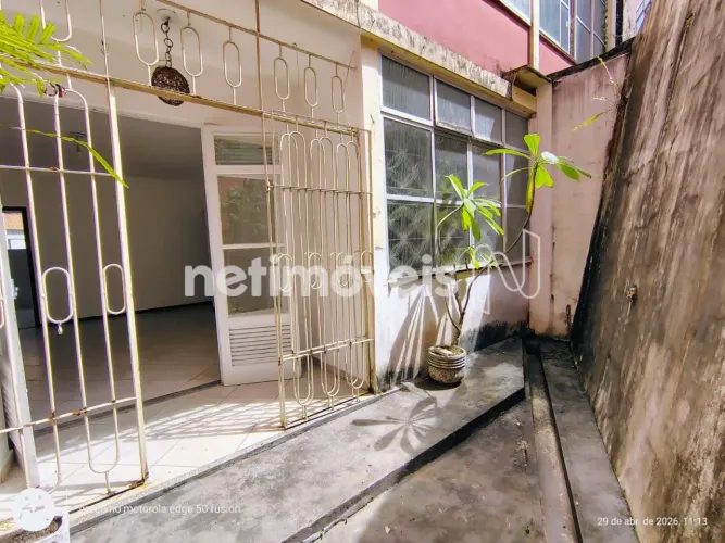 Apartamento de três quartos à venda, com 112,00m²; de área construída, na Graça, Salvador-