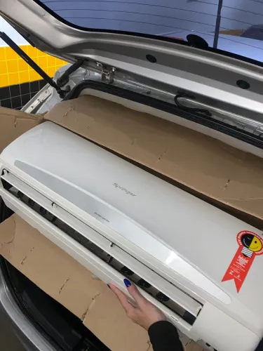 ? AR-CONDICIONADO SPRINGER 9.000 BTUs ?