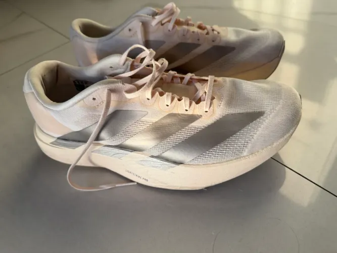 Tênis Adidas Adizero EVO SL