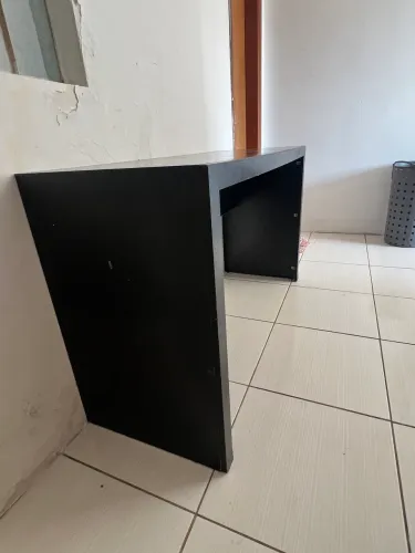 Mesa de Escritório Preta - Usada - Firme