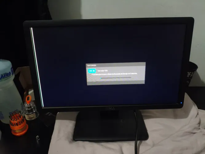 Monitor Dell 19 polegadas - usado com faixa branca