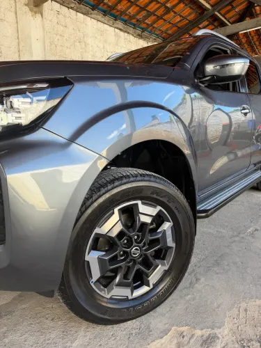 Nissan Frontier XE CD 4X4 2.3 Bi-TB Diesel Aut. 2023