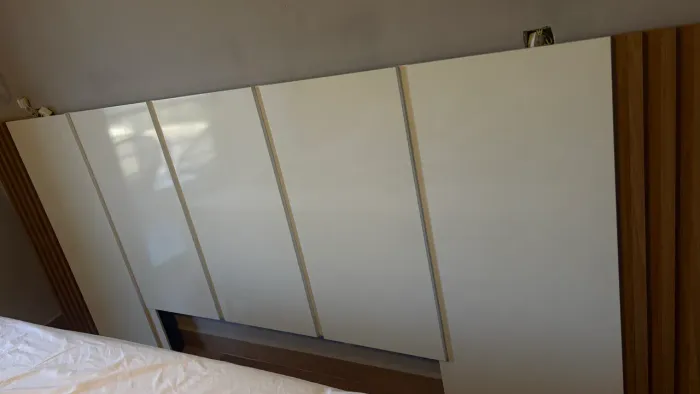 Cabeceira modulada em MDF