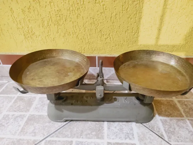 Balança antiga 