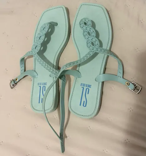 Rasteirinha Nova -> Tamanho 33/34